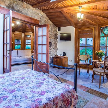 Hotel Dwa Ksiezyce Kazimierz Dolny Esterno foto