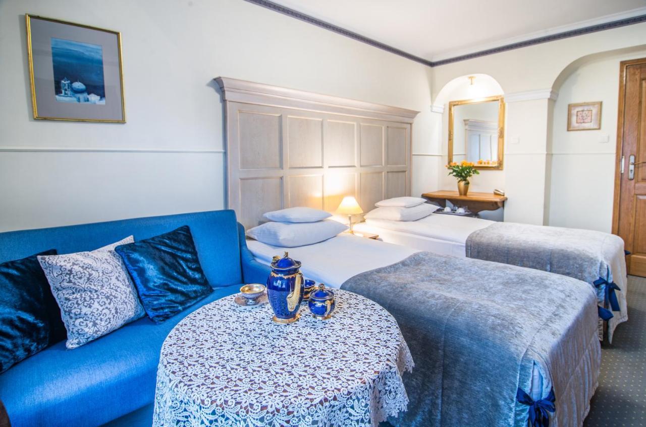 Hotel Dwa Ksiezyce Kazimierz Dolny Esterno foto