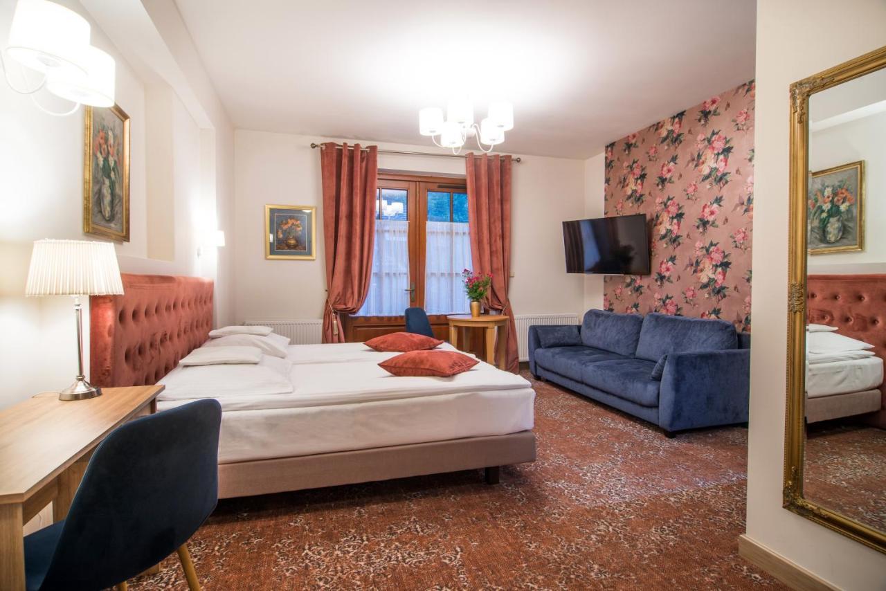 Hotel Dwa Ksiezyce Kazimierz Dolny Esterno foto