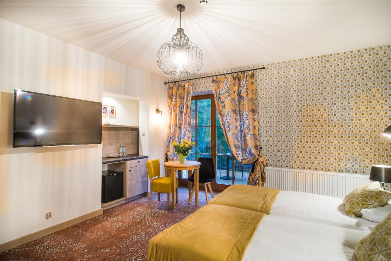 Hotel Dwa Ksiezyce Kazimierz Dolny Esterno foto