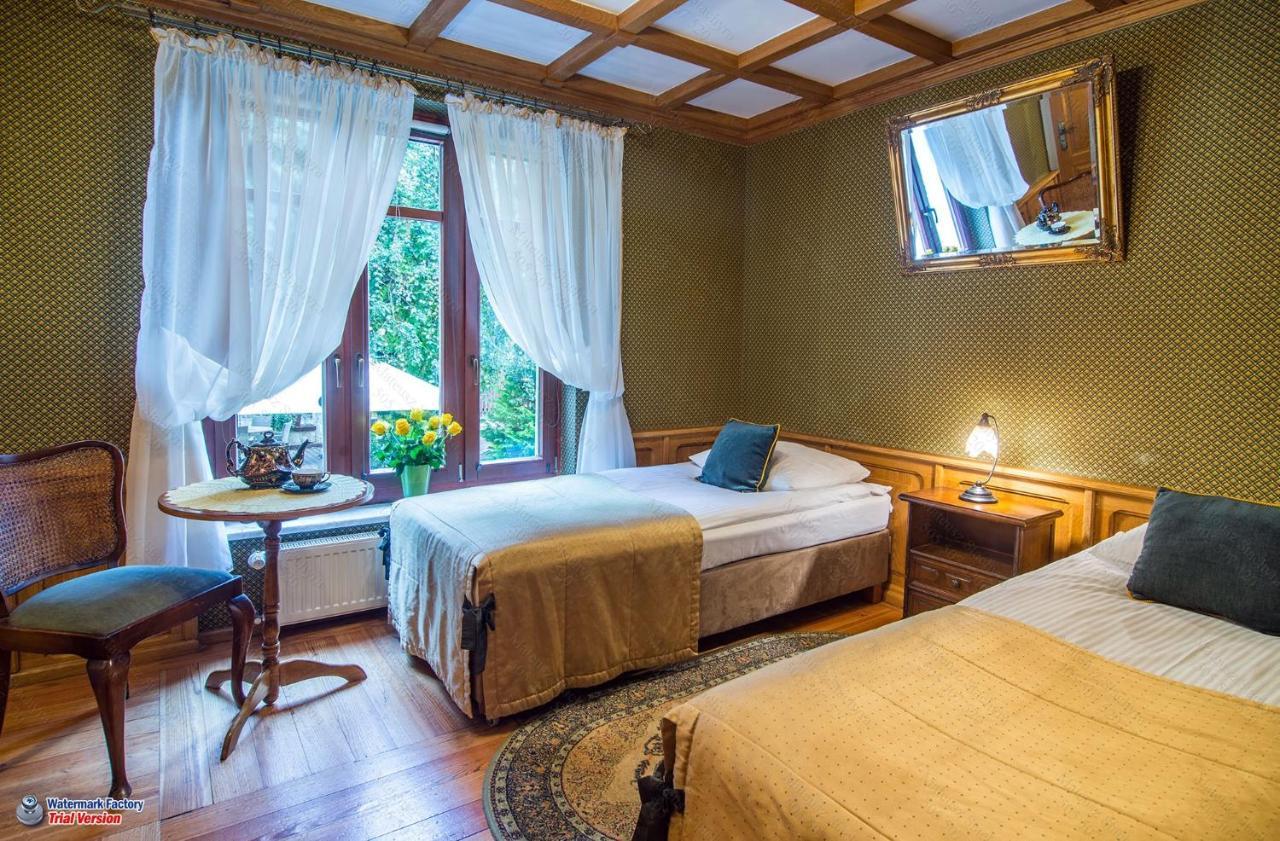 Hotel Dwa Ksiezyce Kazimierz Dolny Esterno foto