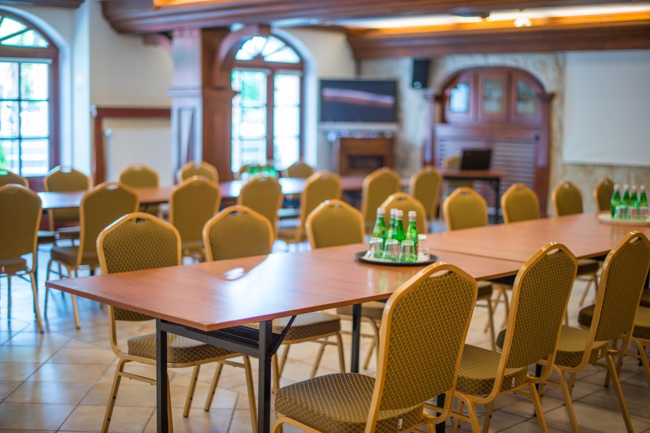 Hotel Dwa Ksiezyce Kazimierz Dolny Esterno foto