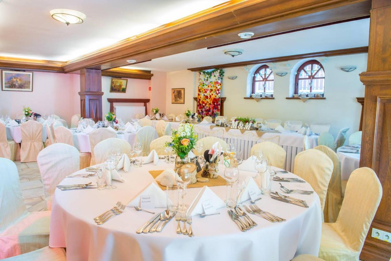 Hotel Dwa Ksiezyce Kazimierz Dolny Esterno foto
